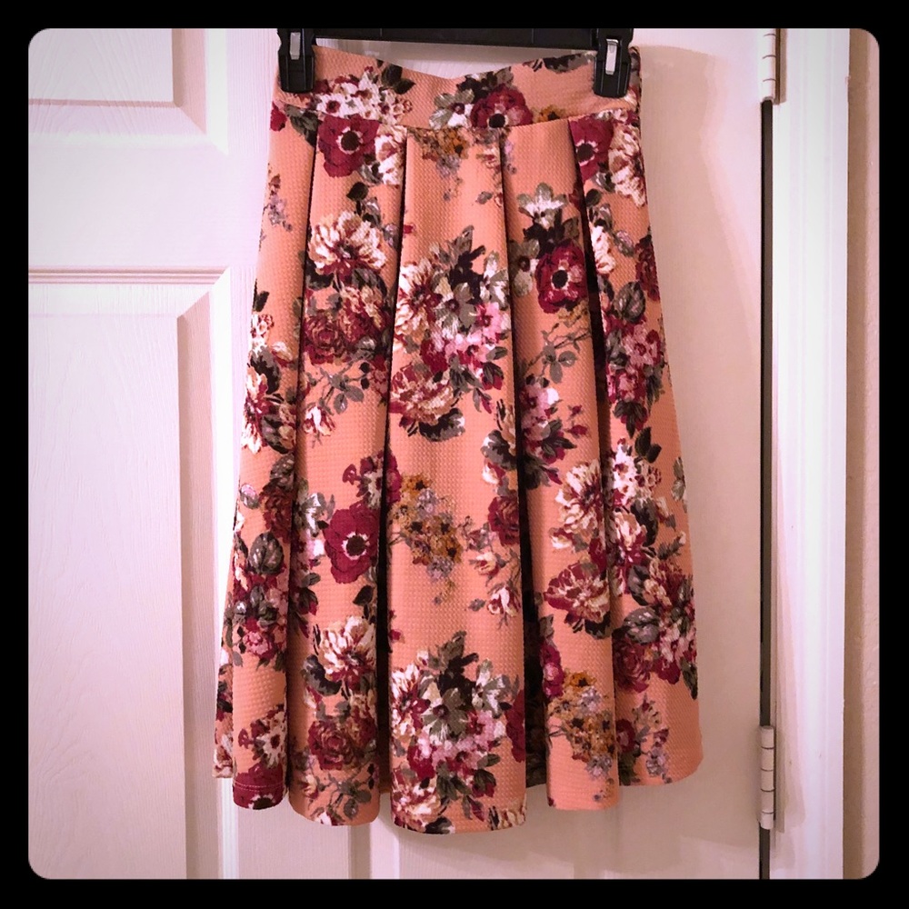 Haute Monde Skirt